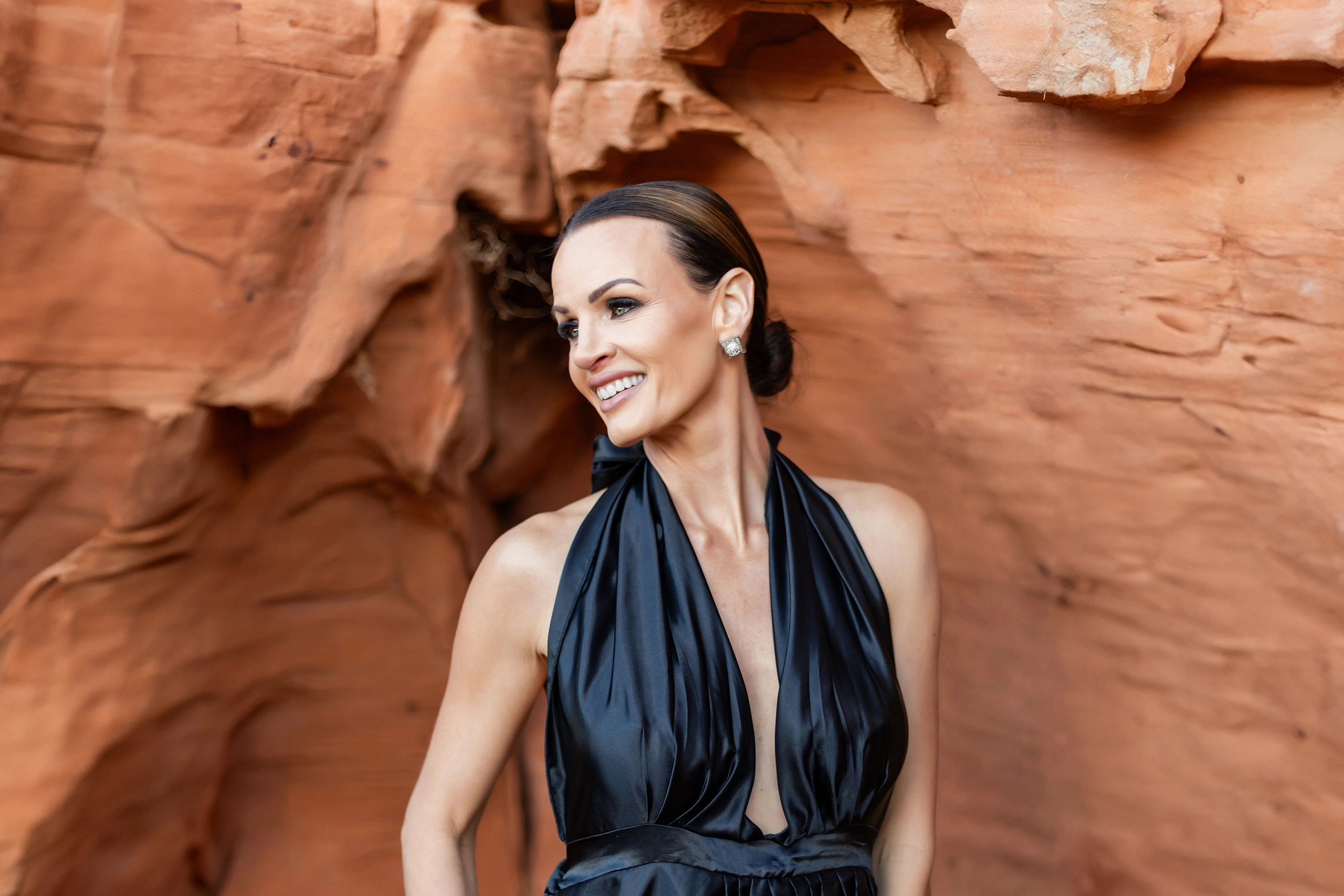 The Best of Yvonne Dellos